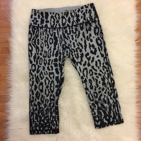 Zella Pants - Z by Zella Leopard Capri S